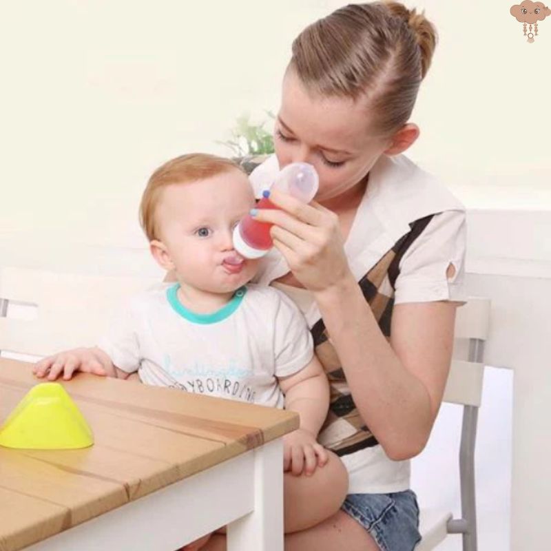Biberon cuillère : pratique et rapide il satisfait les bébés ! - MPV